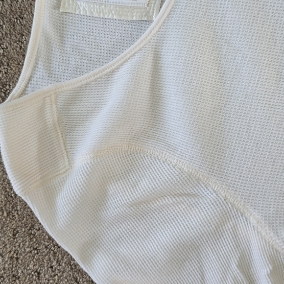 American Eagle Outfitters Size XL, Super Cute Top!! - Picture 6 of 10